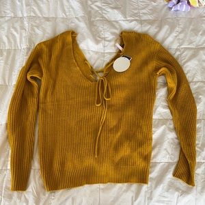 BRAND NEW sweater